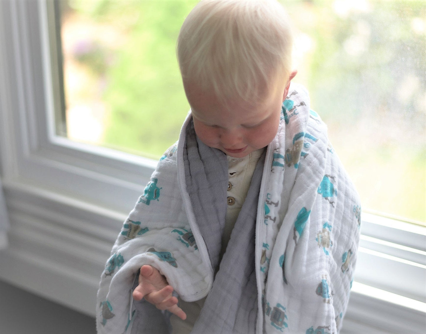 Robots Reversible Cotton Muslin Blanket