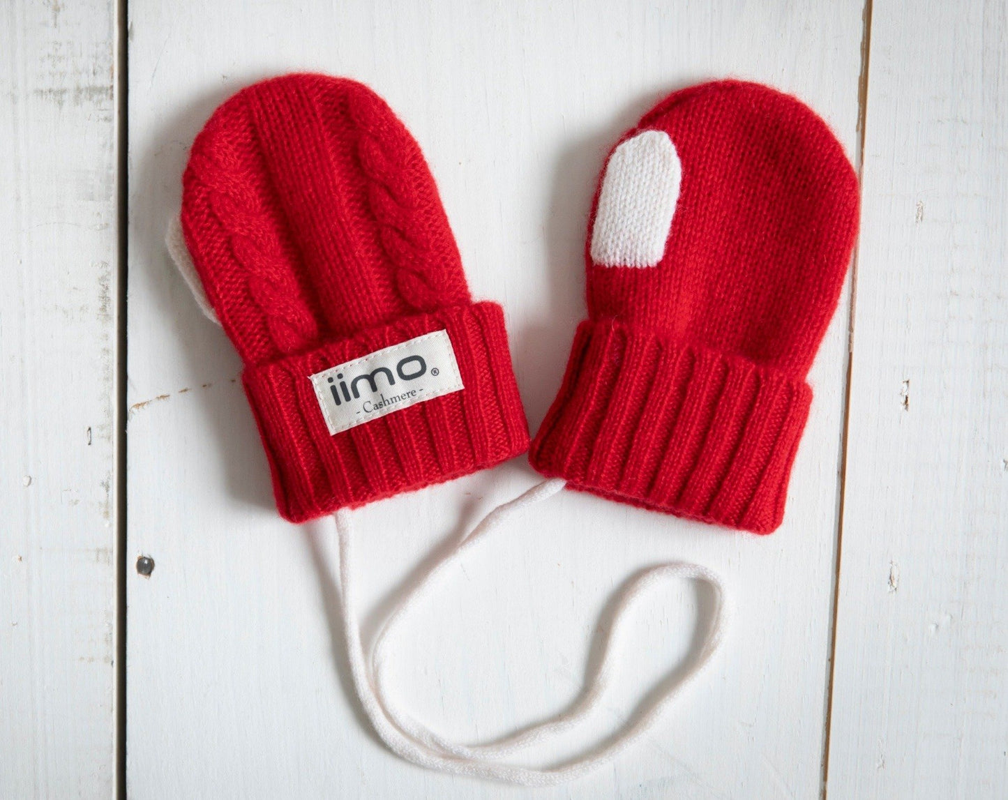 iimo Red / White Cashmere Collection (Limited Edition)